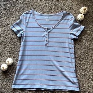 American Eagle top